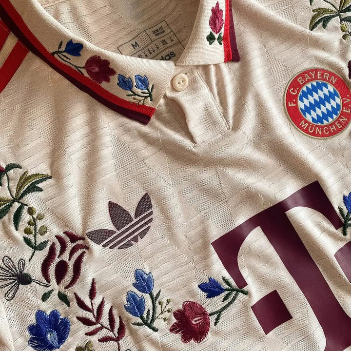 MAILLOT BAYERN MUNICH CUSTOM BRODÉ