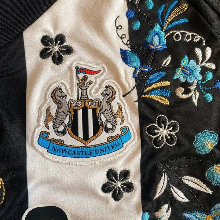 MAILLOT NEWCASTLE CUSTOM BRODÉ